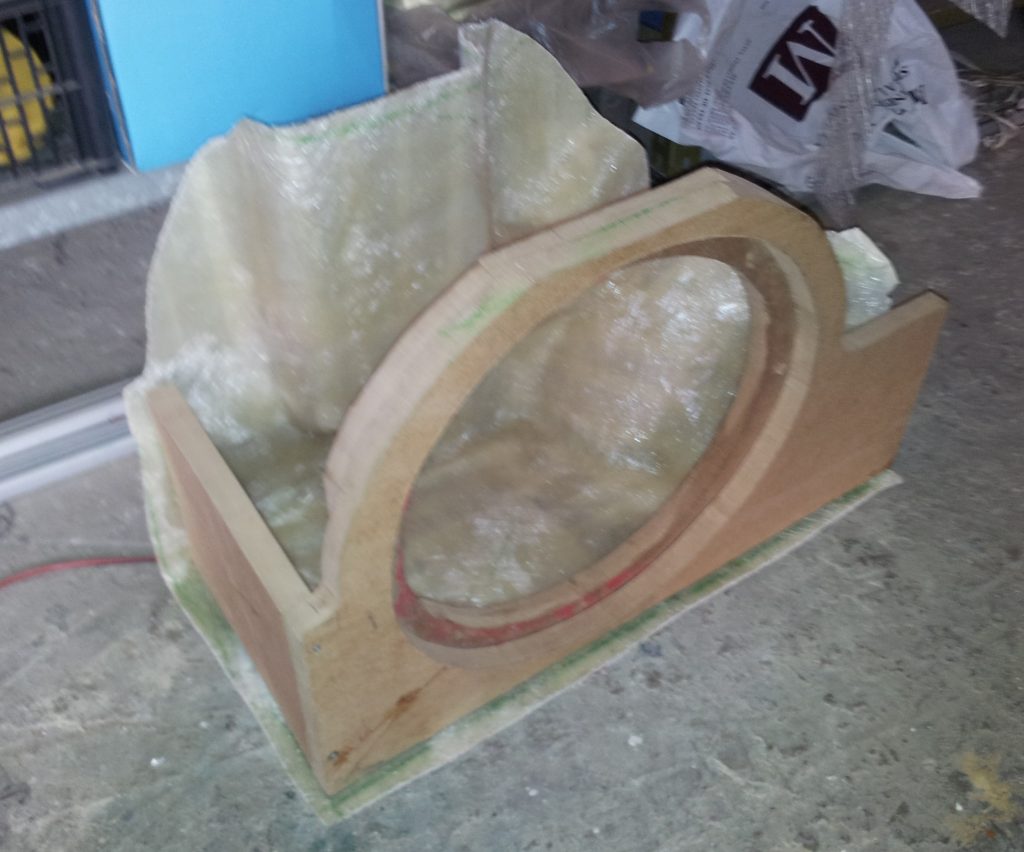 Cajón subwoofer BMW e36