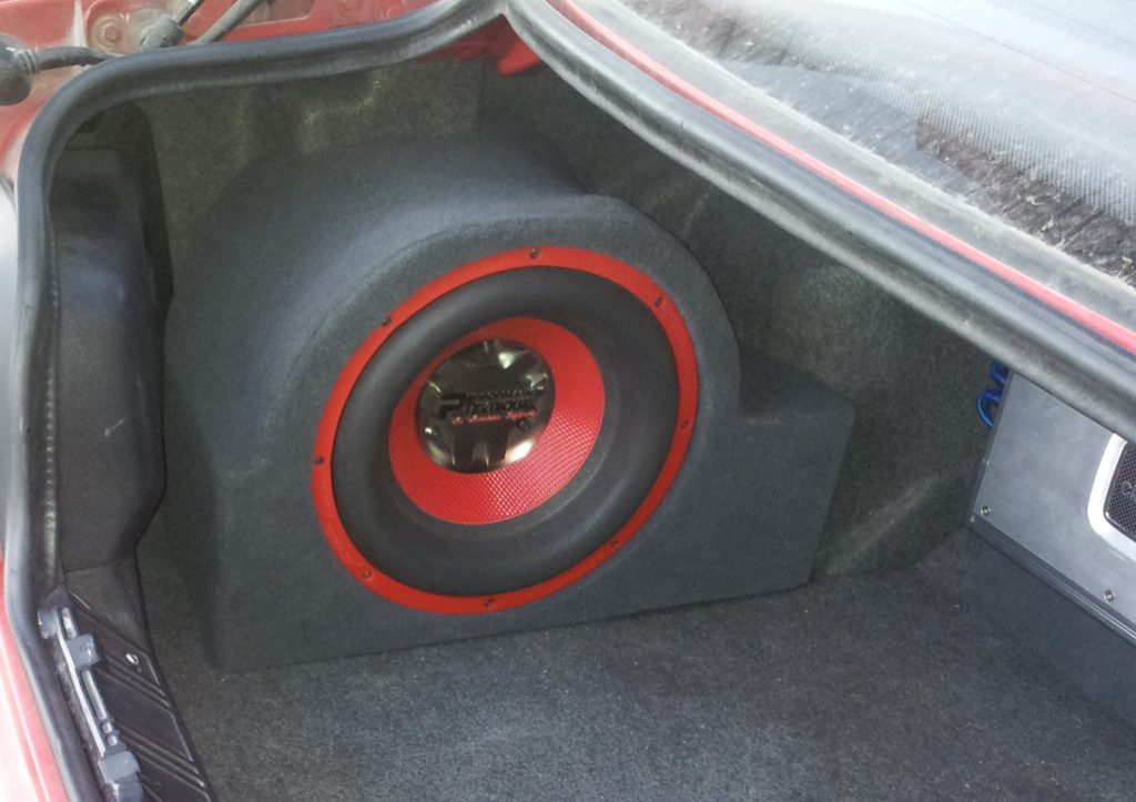 Cajón subwoofer BMW e36